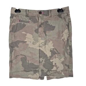 GAP Camo Vented Pencil Skirt Womens size 4
